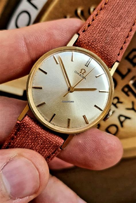 omega seamaster carrure-lunette